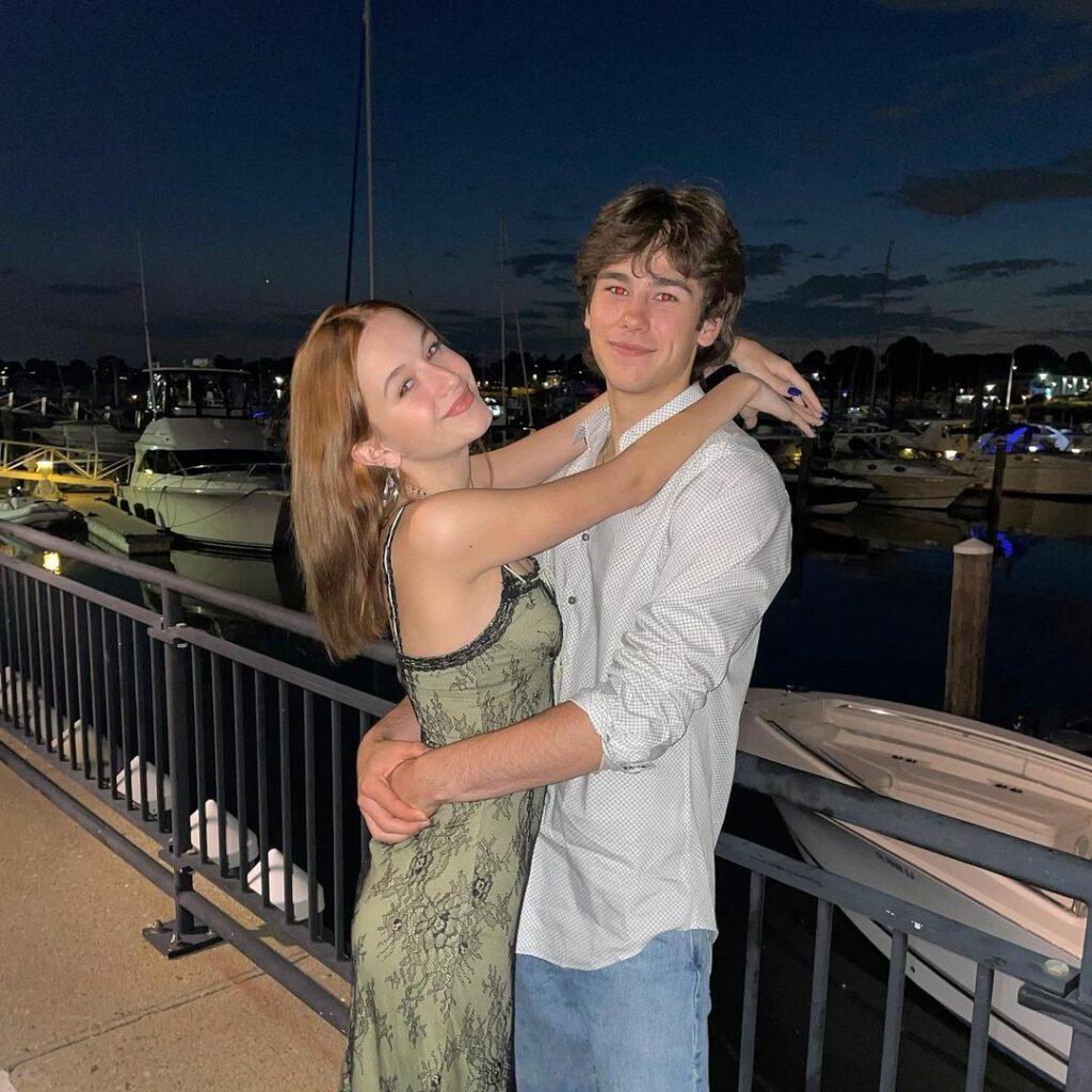 Ella Wahlberg and her boyfriend smiling.