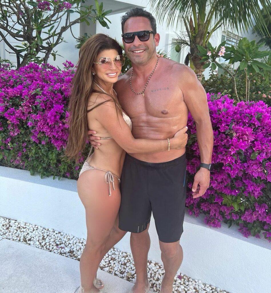 Teresa Giudice and Luis Ruelas smiling.