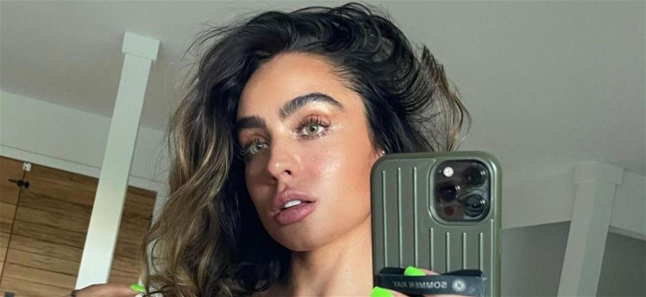 Sommer Ray In Her Black Lingerie Looks Stunning In ‘Mirror Selfies’