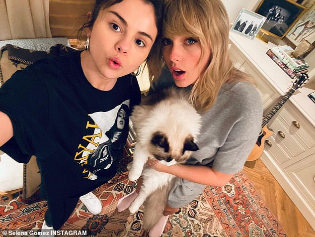 Selena Gomez posts cozy selfies with BFF Taylor Swift as she writes 'kinda  missin this one' | Daily Mail Online