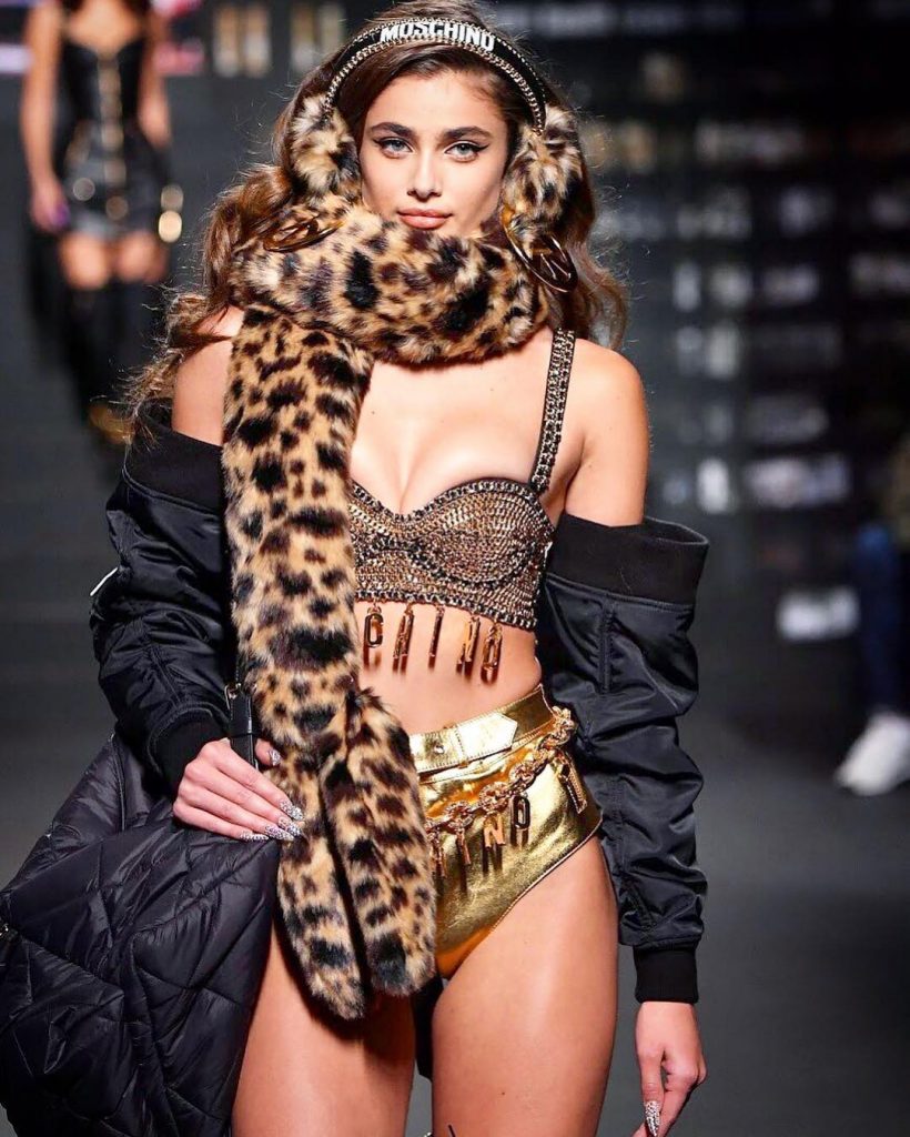 Sexy and Hot Taylor Marie Hill Pictures