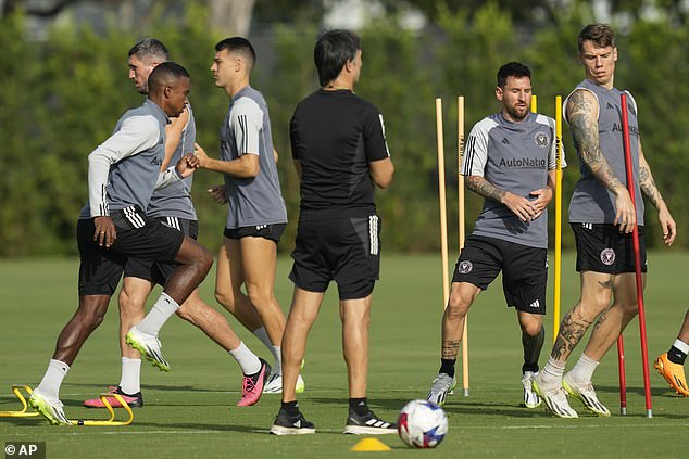 The 2022 World Cup was involved in several conditioning drills with his new club teammates