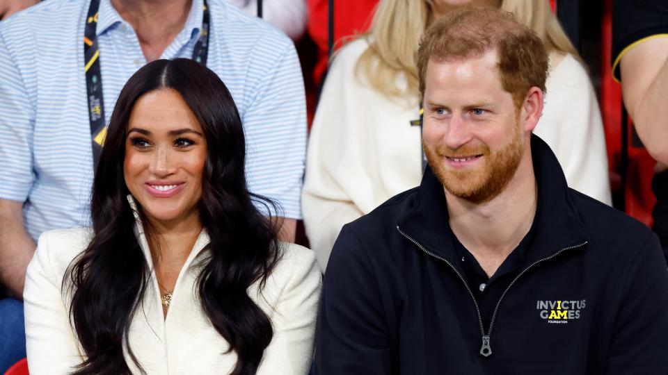 Why Prince Harry and Meghan Markle could share a sweet new photo within  days but Prince William and Kate Middleton won't