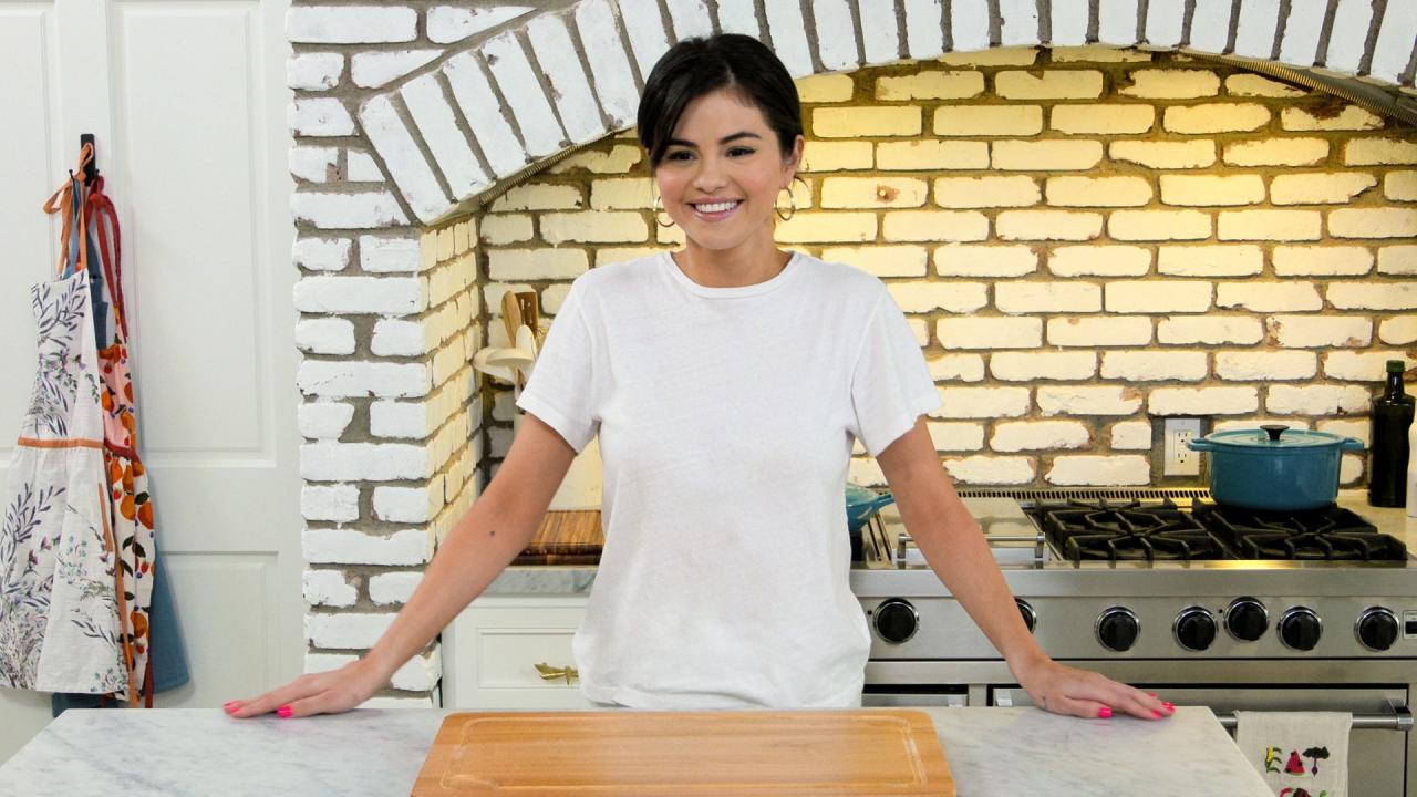 Selena Gomez's Cooking Show Is My Best Pandemic Parenting Secret | Glamour