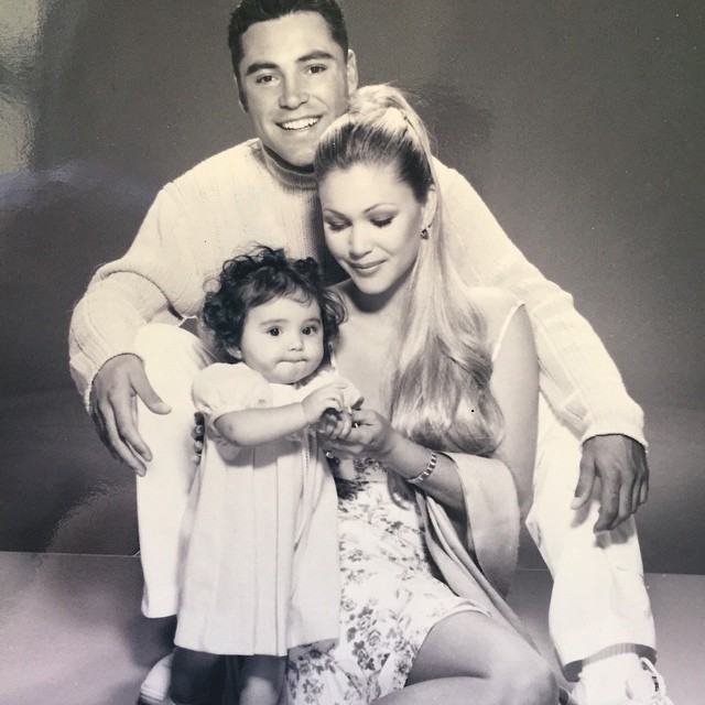 Little Atiana De La Hoya with her parents Shanna Moakler and Oscar De La Hoya.