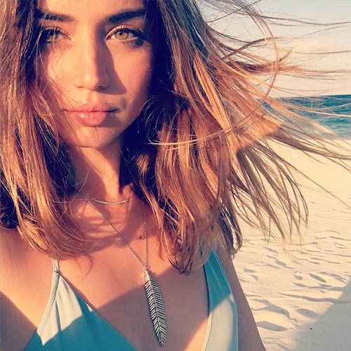 Ana De Armas bikini hot actress knock knock