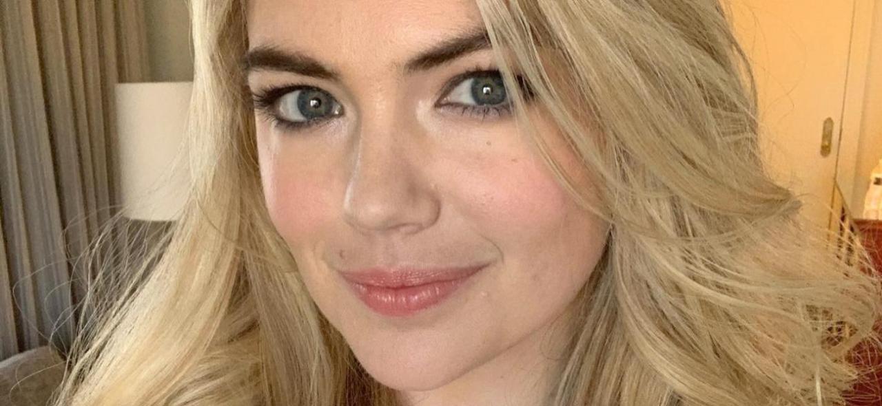 Kate Upton Wears Nothing Beneath Her Too-Small Crop Top