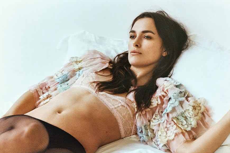 keira-knightley-bikini-photoshoot-for-madame-nipples-visiblel-from-transparent-bra