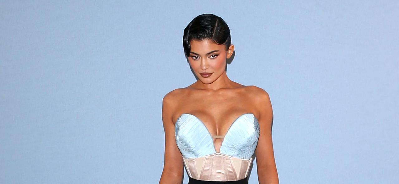 Kylie Jenner Shares Racy Snaps Of Herself Covered In Dirt Body Paint For A Daring Photo Shoot