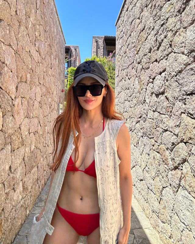 Mine Tugay drew attention with her red bikini summer post! » Expat Guide  Turkey