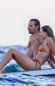 Sensual Margot Robbie Bikini Body on Vacation with her husband Tom Ackerley 2022