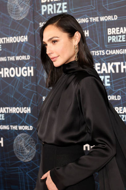 Gal Gadot arrives at the Ninth Breakthrough Prize Ceremony at Academy Museum of Motion Pictures on April 15, 2023 in Los Angeles, California.